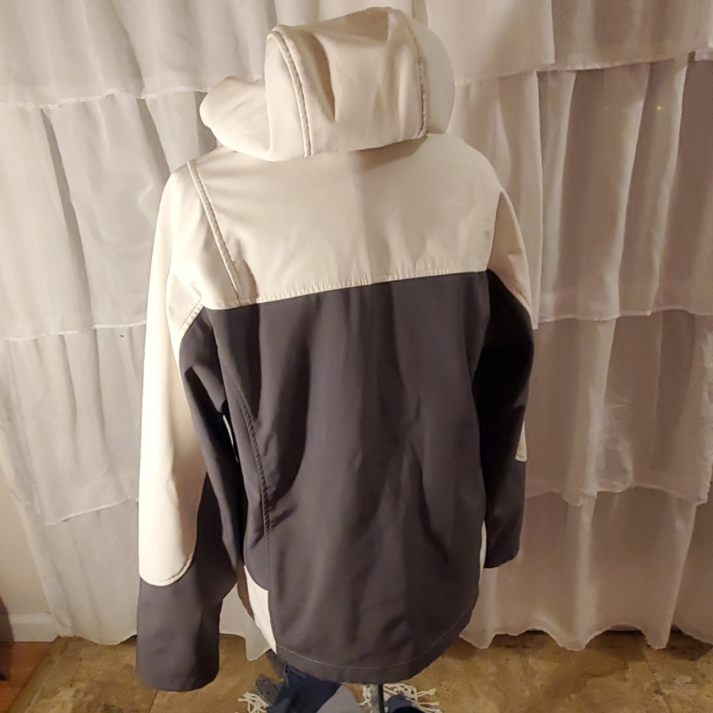 Jacket - Picture 3 of 4